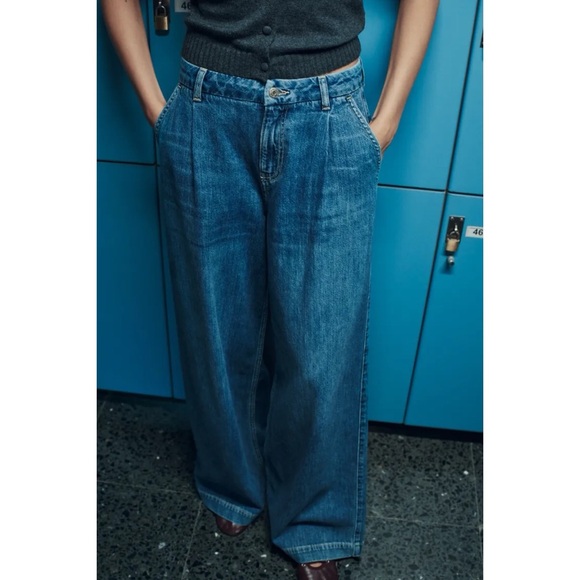 Zara | front pleat wide leg jeans - Picture 4 of 15